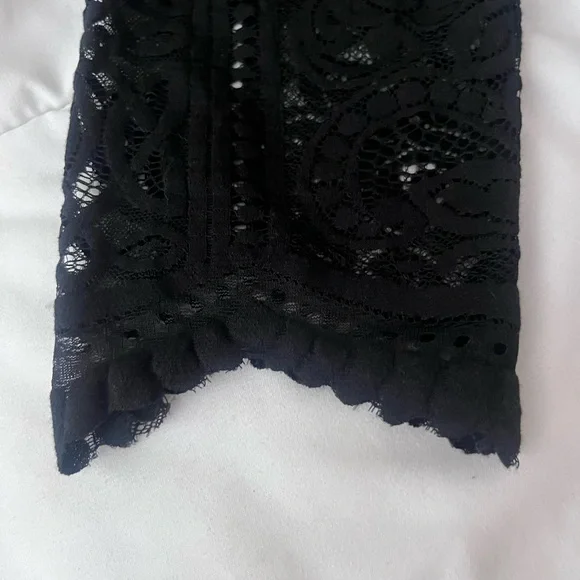 Black Lace Dress - Picture 5 of 7